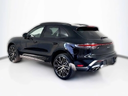 Porsche Macan T AWD 2026