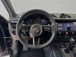 Porsche Macan T AWD 2026