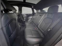 Porsche Macan T AWD 2026