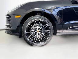 Porsche Macan T AWD 2026