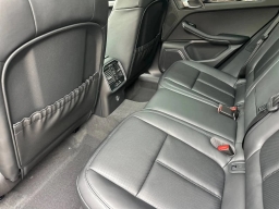 Porsche Macan T AWD 2026