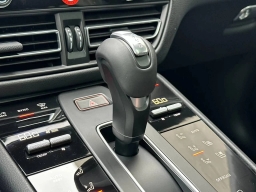 Porsche Macan T AWD 2026