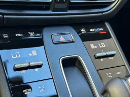 Porsche Macan T AWD 2026