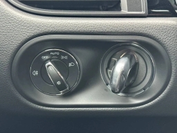 Porsche Macan T AWD 2026