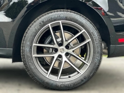 Porsche Macan T AWD 2026