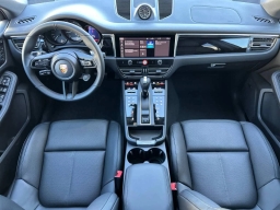 Porsche Macan T AWD 2026