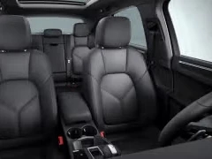 Porsche Macan Base AWD 2026