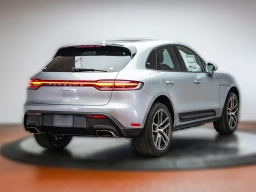 Porsche Macan T AWD 2026