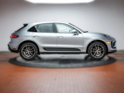 Porsche Macan T AWD 2026