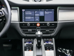 Porsche Macan T AWD 2026