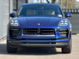 Porsche Macan Base AWD 2026