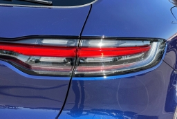 Porsche Macan Base AWD 2026