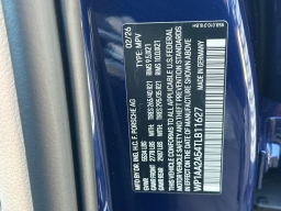 Porsche Macan Base AWD 2026