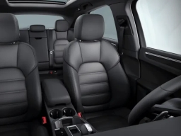 Porsche Macan T AWD 2026