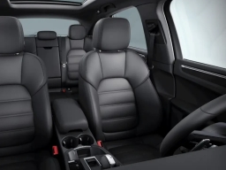 Porsche Macan T AWD 2026