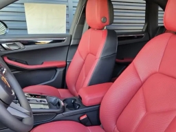 Porsche Macan T AWD 2026