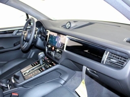 Porsche Macan T AWD 2026