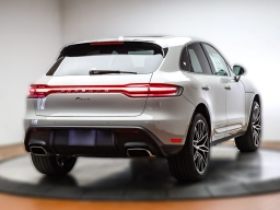 Porsche Macan T AWD 2026