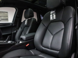 Porsche Macan T AWD 2026