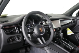 Porsche Macan T AWD 2026