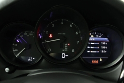 Porsche Macan T AWD 2026