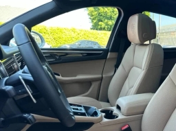 Porsche Macan T AWD 2026