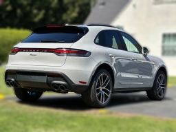 Porsche Macan T AWD 2026