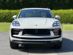Porsche Macan T AWD 2026