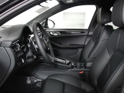 Porsche Macan T AWD 2026