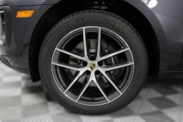 Porsche Macan T AWD 2026