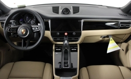 Porsche Macan T AWD 2026