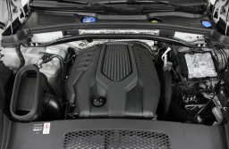 Porsche Macan T AWD 2026