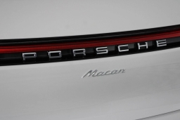 Porsche Macan T AWD 2026