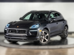 Porsche Macan Base AWD 2025