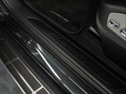 Porsche Macan Base AWD 2025