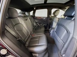 Porsche Macan T AWD 2026