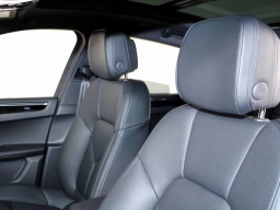 Porsche Macan T AWD 2026