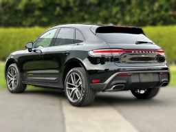 Porsche Macan T AWD 2026