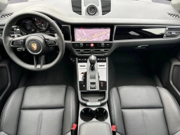 Porsche Macan T AWD 2026
