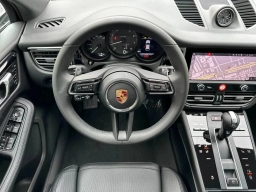 Porsche Macan T AWD 2026