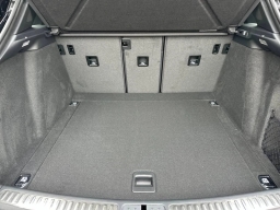 Porsche Macan T AWD 2026