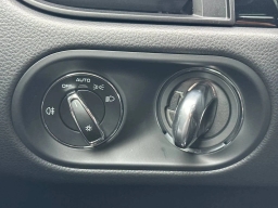 Porsche Macan T AWD 2026