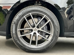 Porsche Macan T AWD 2026