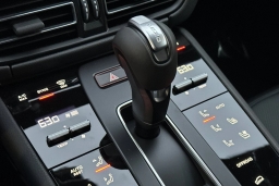 Porsche Macan T AWD 2026