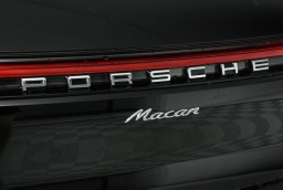 Porsche Macan T AWD 2026