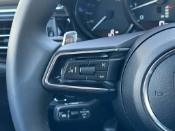 Porsche Macan T AWD 2026