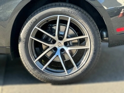 Porsche Macan T AWD 2026