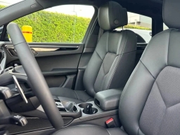 Porsche Macan T AWD 2026