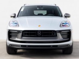 Porsche Macan T AWD 2026