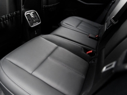 Porsche Macan T AWD 2026